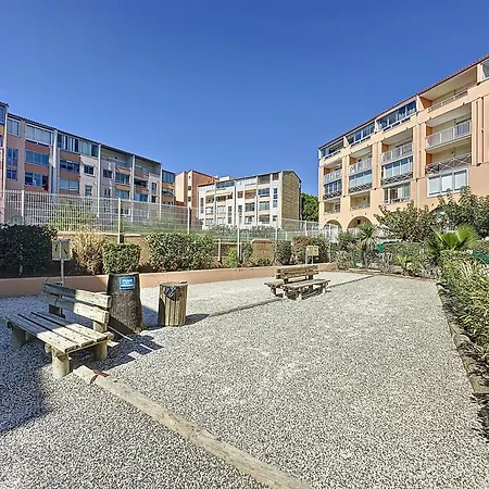 T1 Avec Terrasse, Piscine, Parking Plage A 6 Min A Pied Et Aqualand A 2 Min Port A 12 Mn A Pied Агд