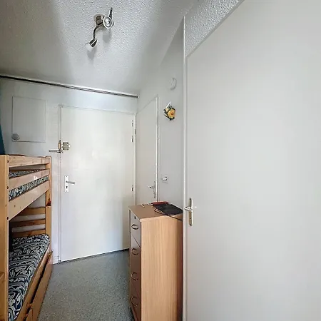 T1 Familial Avec Terrasse, Piscine, A 6 Min A Pied Et Aqualand A 2 Min *